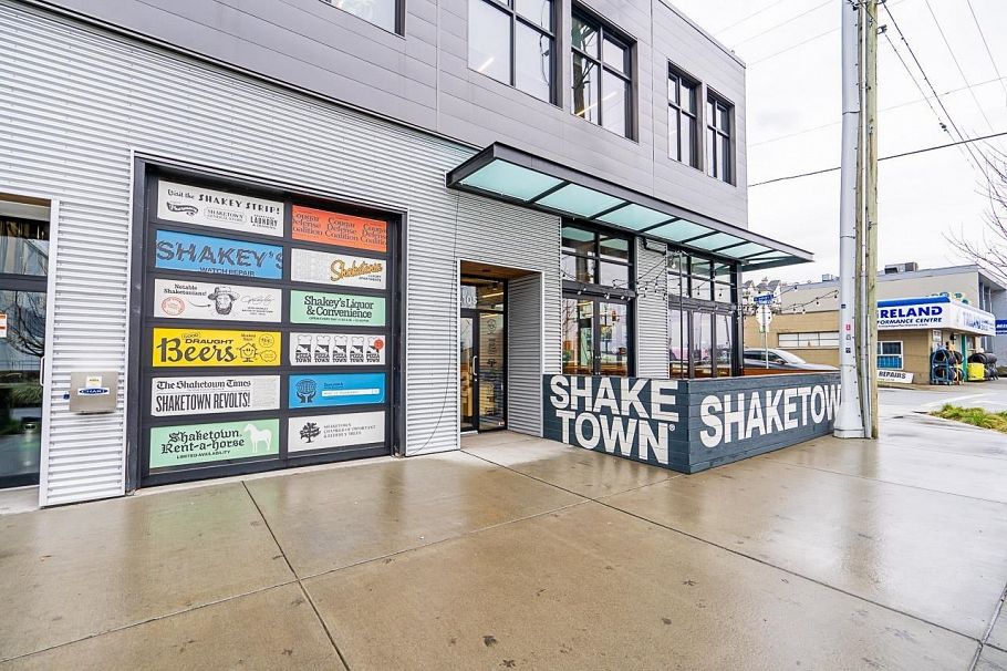 102 365 E 1st Street North Vancouver, BC - 30