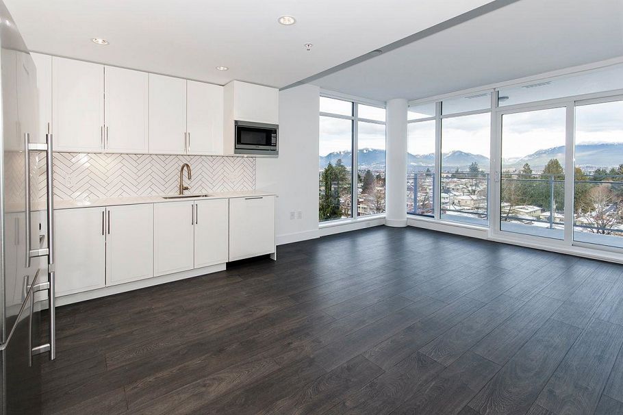 808 2435 Kingsway Street Vancouver, BC - 2