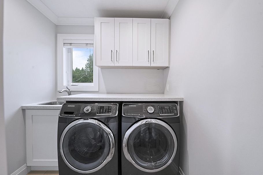 1370 Ross Road North Vancouver, BC - 22