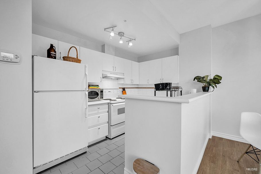 1512 989 Nelson Street Vancouver, BC - 10