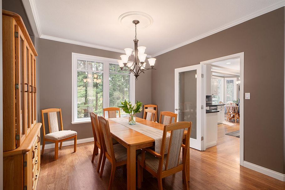 801 Regal Crescent North Vancouver, BC - 9