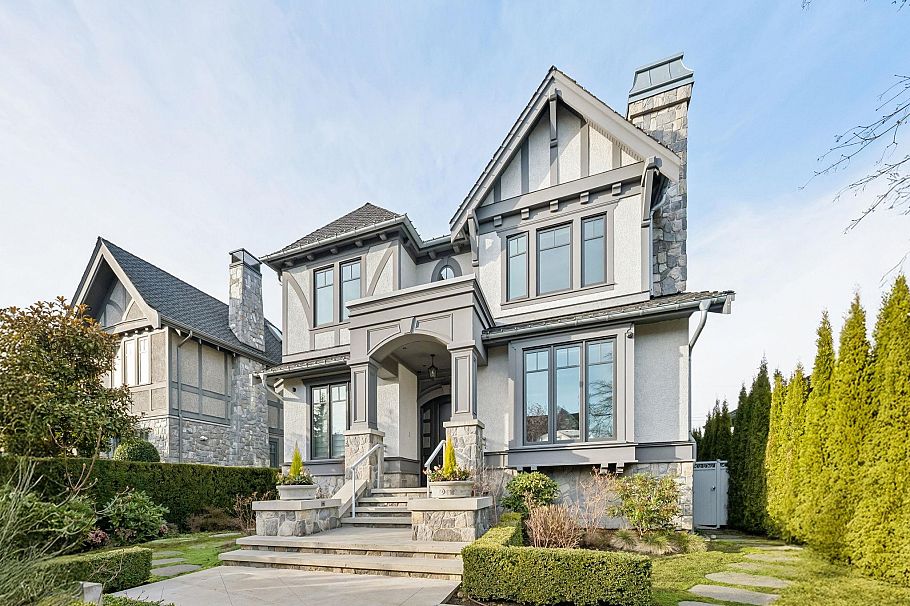 4021 W 28th Avenue Vancouver, BC - 1