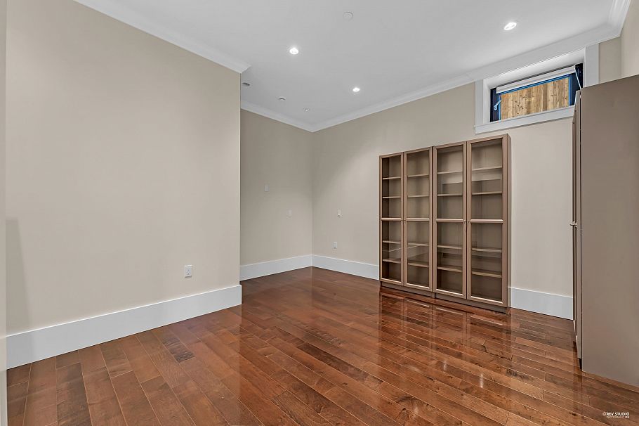 2149 W 46th Avenue Vancouver, BC - 18