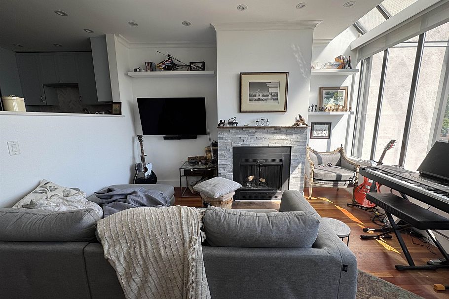 21 1201 Lamey's Mill Road Vancouver, BC - 6