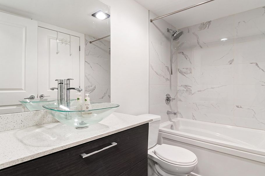 114 2250 Oxford Street Vancouver, BC - 17