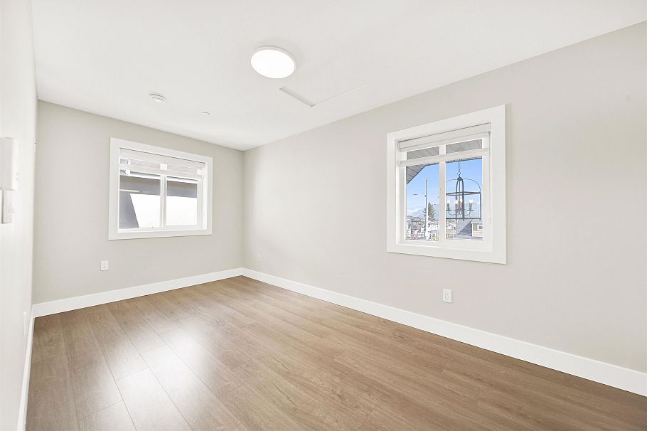 3128 Kings Avenue Vancouver, BC - 16