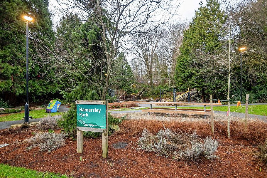 102 365 E 1st Street North Vancouver, BC - 23