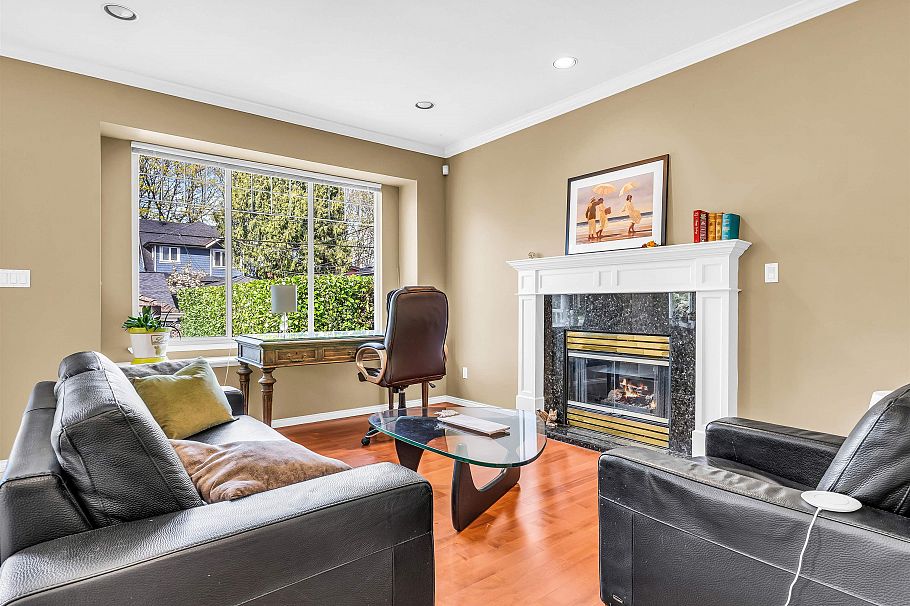 3263 W 14th Avenue Vancouver, BC - 10
