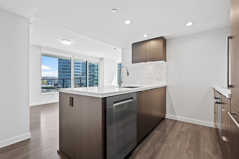 807 8238 Lord Street Vancouver, BC - 15