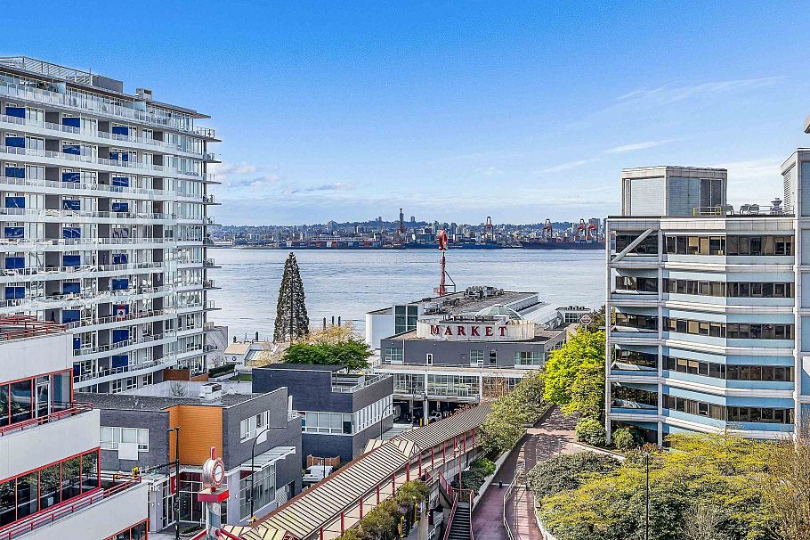 701 155 W 1st Street North Vancouver, BC - 1