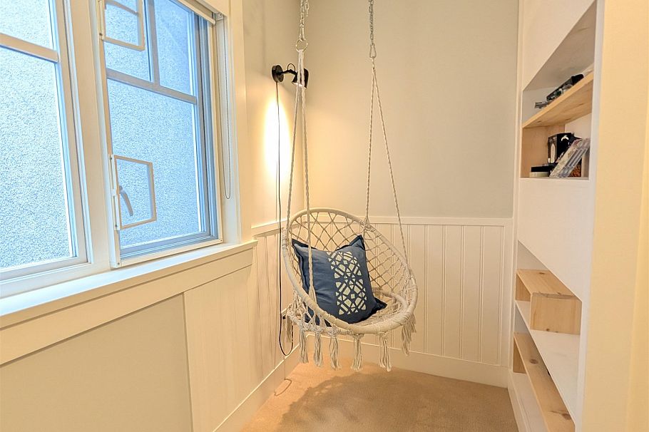 945 E 21st Avenue Vancouver, BC - 5