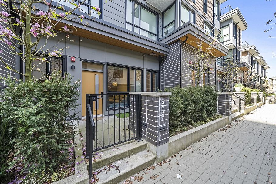 3958 Dumfries Street Vancouver, BC - 22