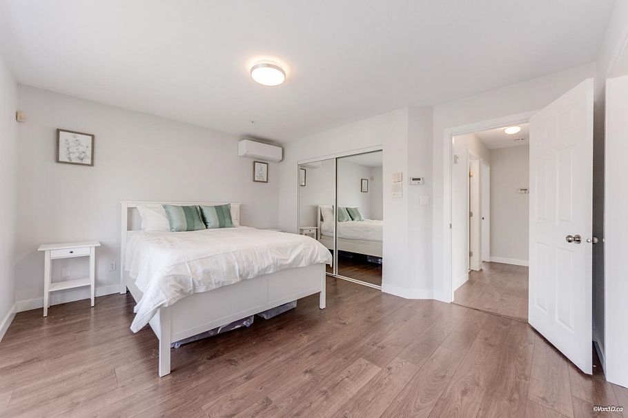 2648 E 19th Avenue Vancouver, BC - 21