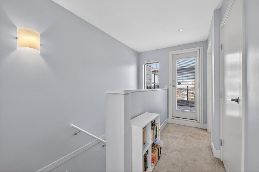3683 Commercial Street Vancouver, BC - 32