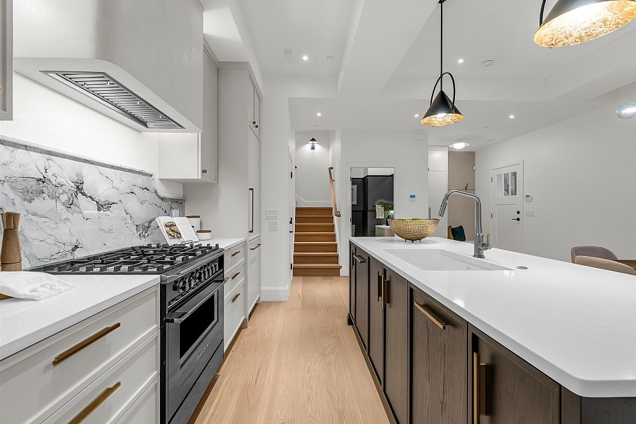 4090 Maple Crescent Vancouver, BC - 16