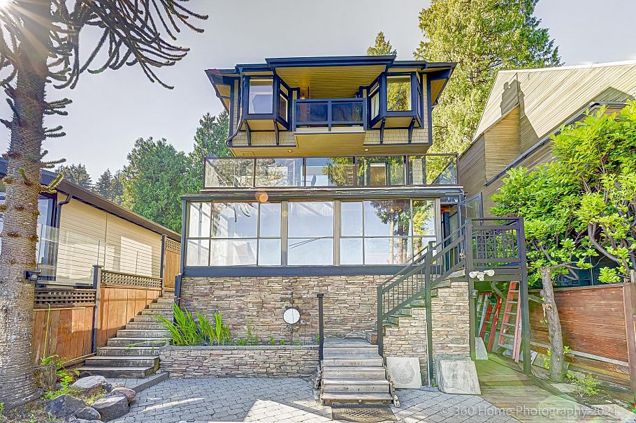 2660 Panorama Drive North Vancouver, BC - 25