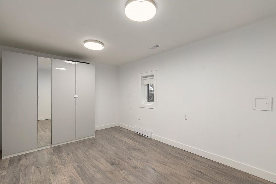 3853 Frances Street Burnaby, BC - 22