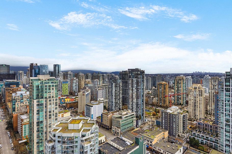 3305 1283 Howe Street Vancouver, BC - 22