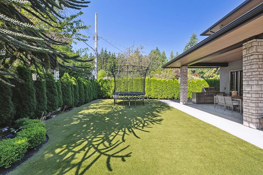 983 Tudor Avenue North Vancouver, BC - 36