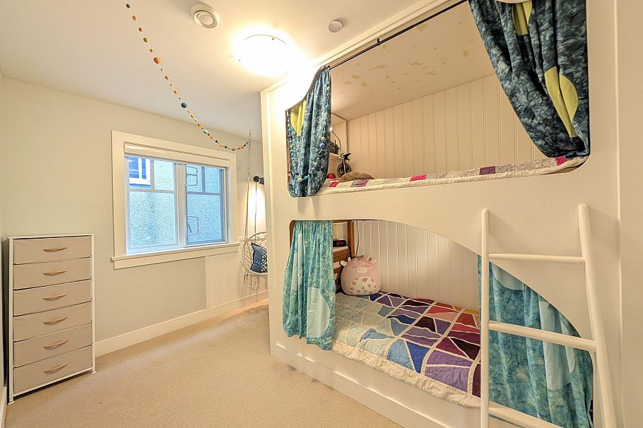 945 E 21st Avenue Vancouver, BC - 6