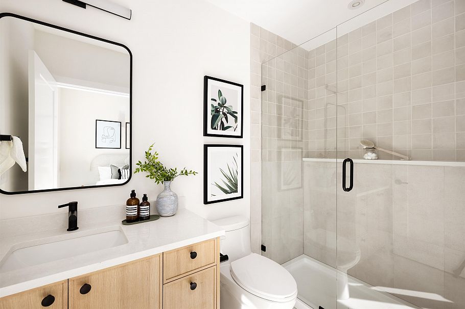 1 3141 E 19 Avenue Vancouver, BC - 22