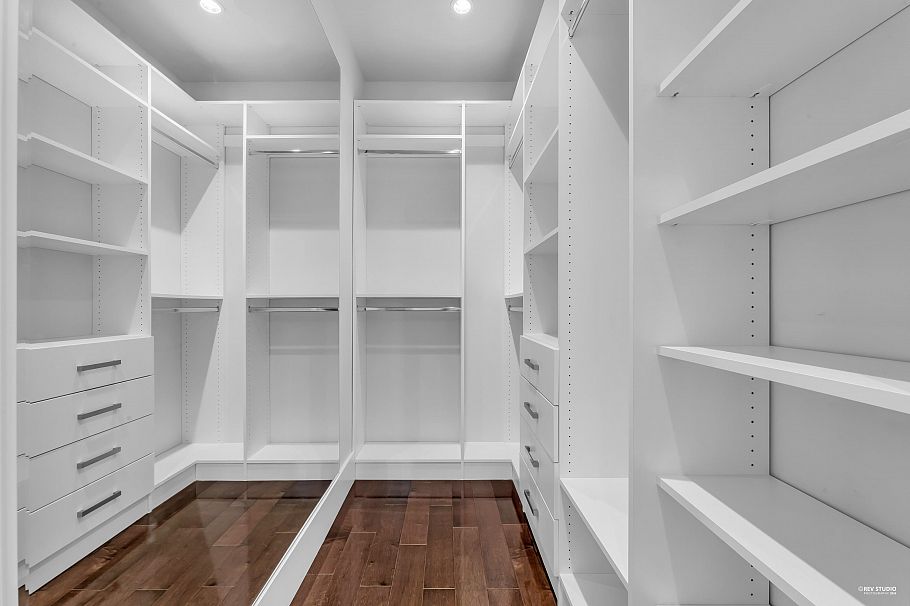 2149 W 46th Avenue Vancouver, BC - 11