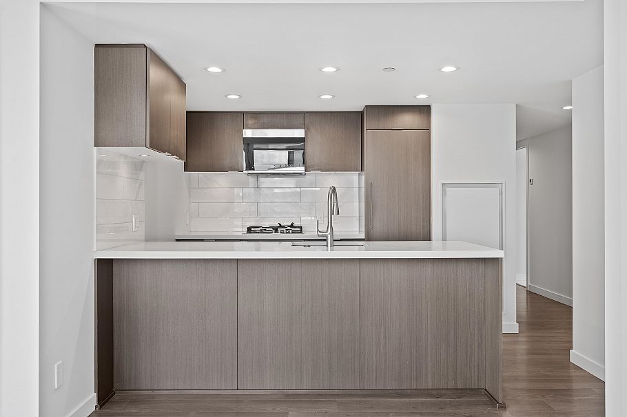 807 8238 Lord Street Vancouver, BC - 13