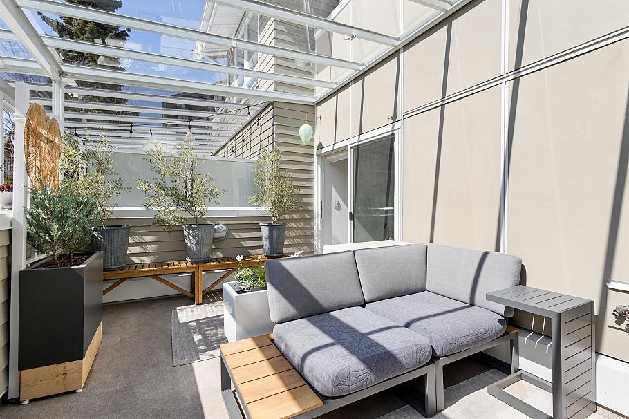 2 265 E 8th Street North Vancouver, BC - 16