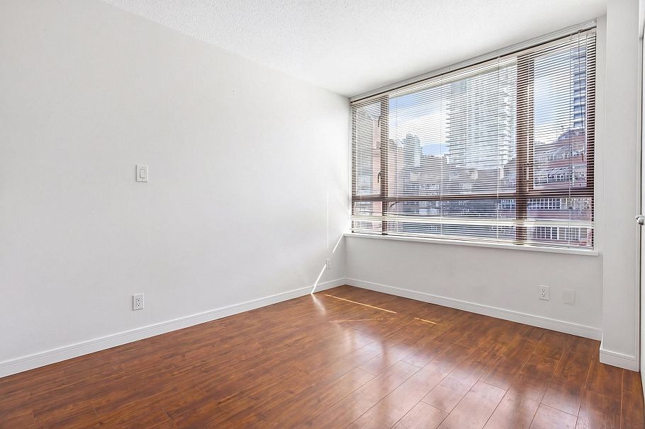 601 1003 Pacific Street Vancouver, BC - 30