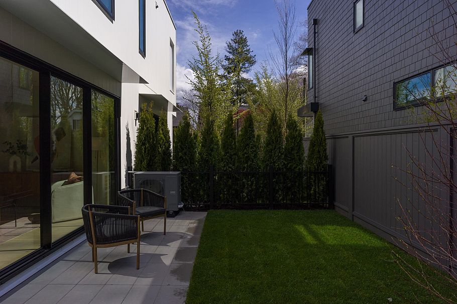 891 E 21st Avenue Vancouver, BC - 10