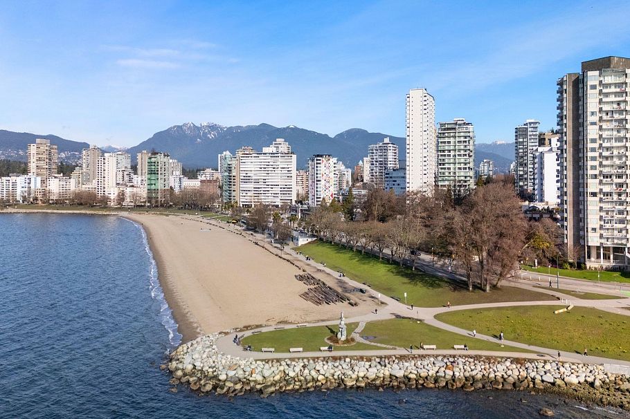 103 1649 Comox Street Vancouver, BC - 32