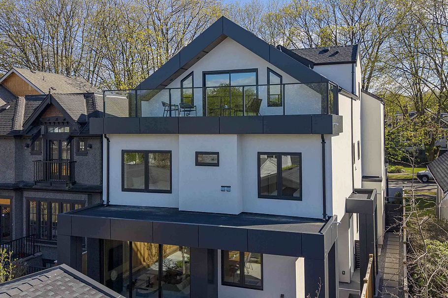 2 3255 13th Avenue Vancouver, BC - 28