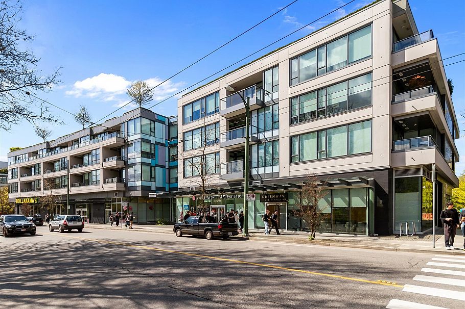 402 6333 West Boulevard Vancouver, BC - 1