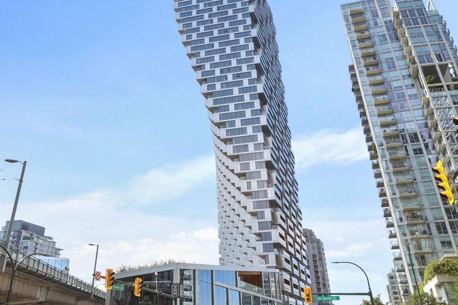 2306 1480 Howe Street Vancouver, BC - 24