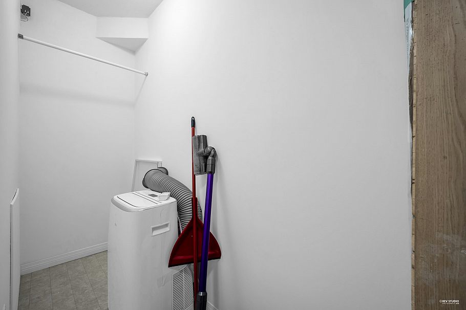 404 2575 W 4th Avenue Vancouver, BC - 15