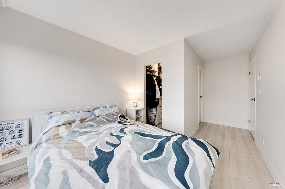 2704 1188 Howe Street Vancouver, BC - 21