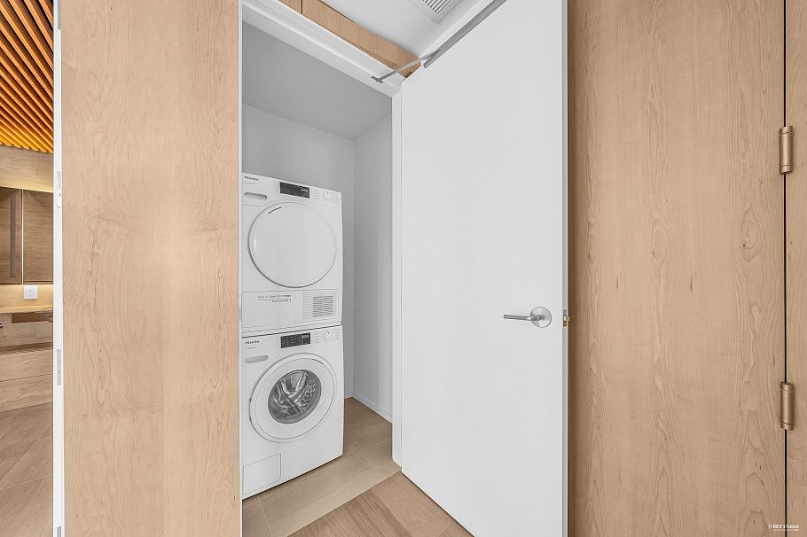 2203 1568 Alberni Street Vancouver, BC - 15