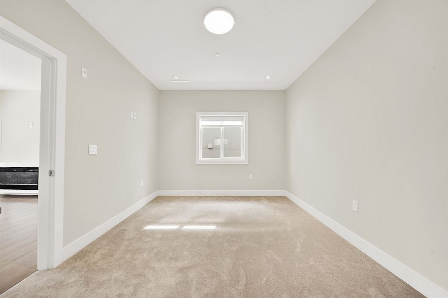 3128 Kings Avenue Vancouver, BC - 10