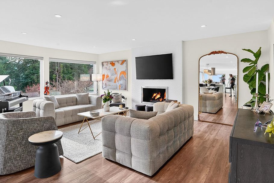 668 Alpine Court North Vancouver, BC - 4