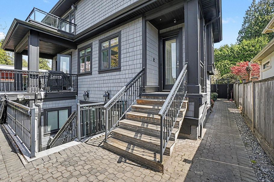 4433 Wallace Street Vancouver, BC - 27