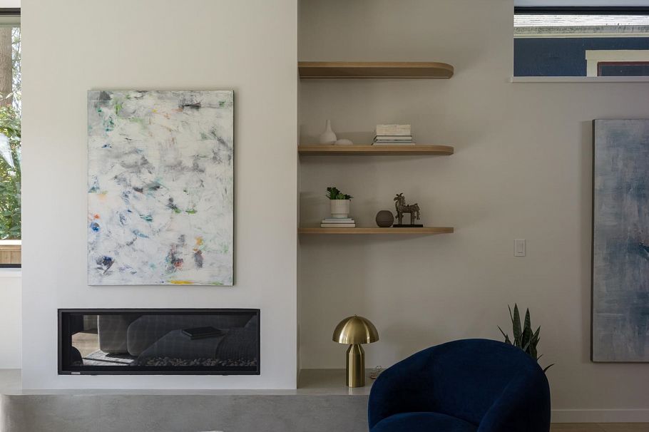 893 E 21st Avenue Vancouver, BC - 2