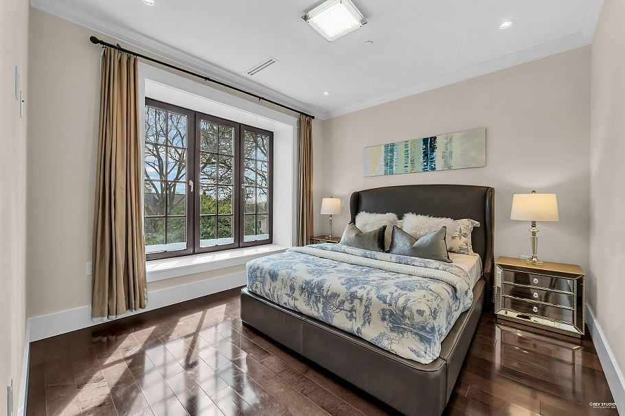 2149 W 46th Avenue Vancouver, BC - 7