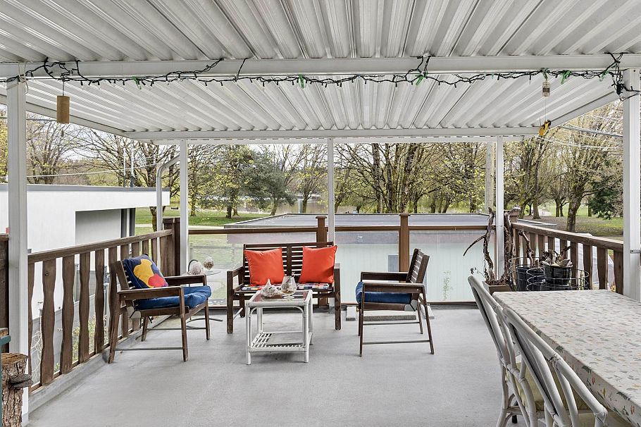 2056 E 13th Avenue Vancouver, BC - 6