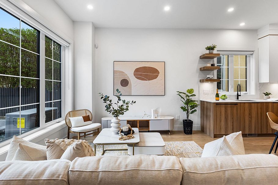 1 1620 E 11th Avenue Vancouver, BC - 7