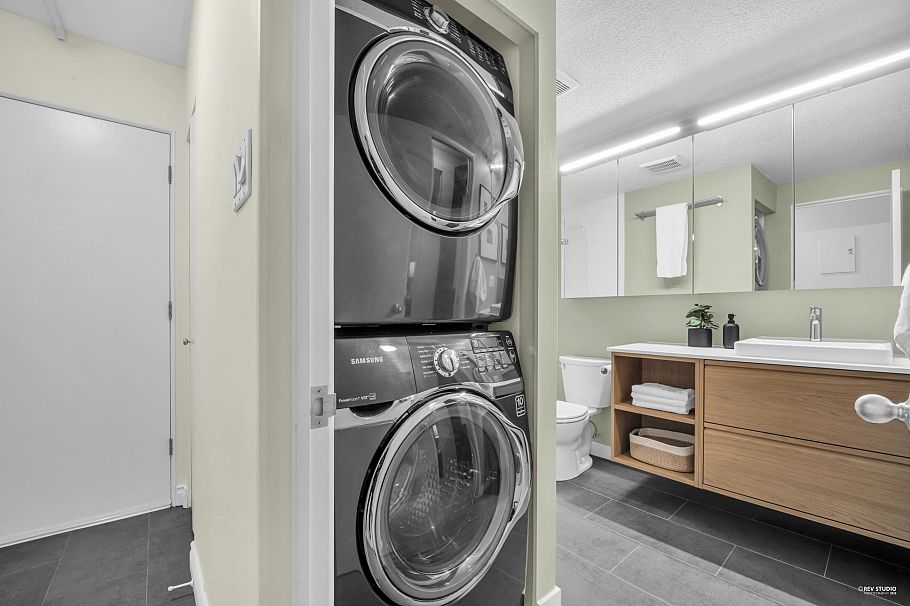 103 150 E 5th Street North Vancouver, BC - 24