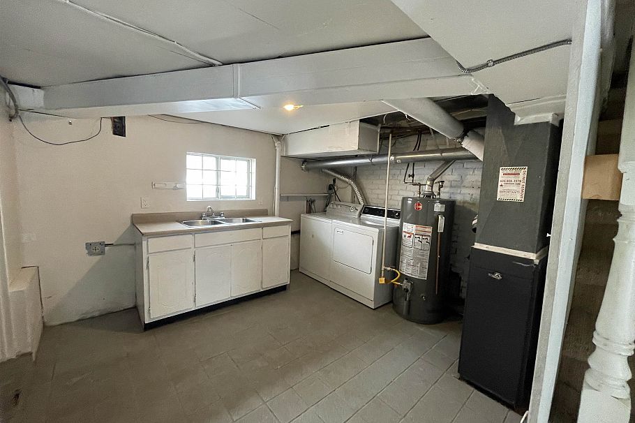 782 W 66th Avenue Vancouver, BC - 16