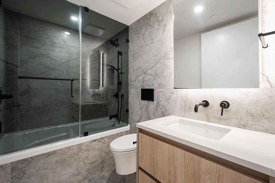 4170 Columbia Street Vancouver, BC - 14