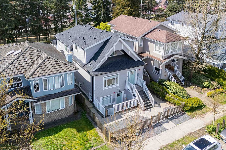 3128 Kings Avenue Vancouver, BC - 25