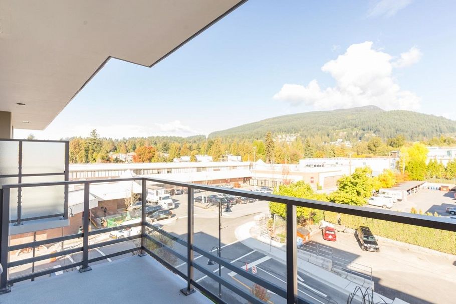 404 1295 Conifer Street North Vancouver, BC - 25