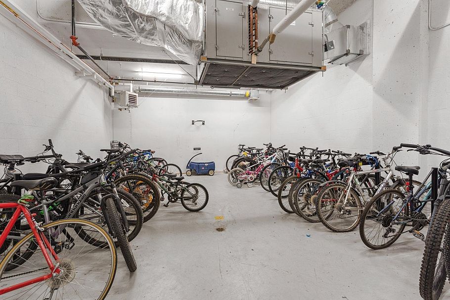 404 1295 Conifer Street North Vancouver, BC - 34